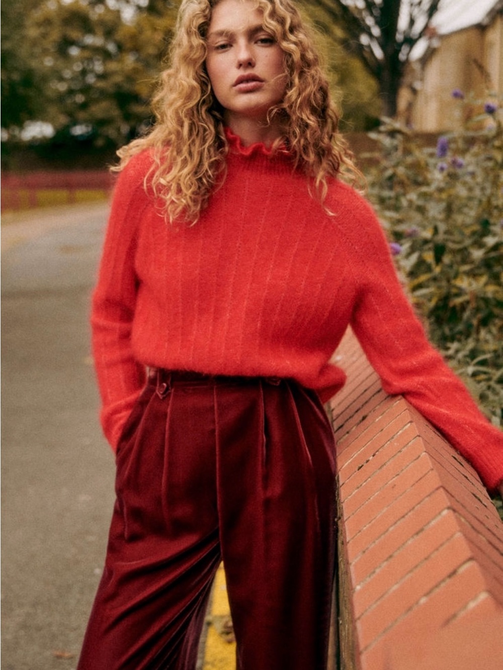 Sezane Loris Jumper Mohair & Wool
Blend Sweater Top Size: XS Color: Red